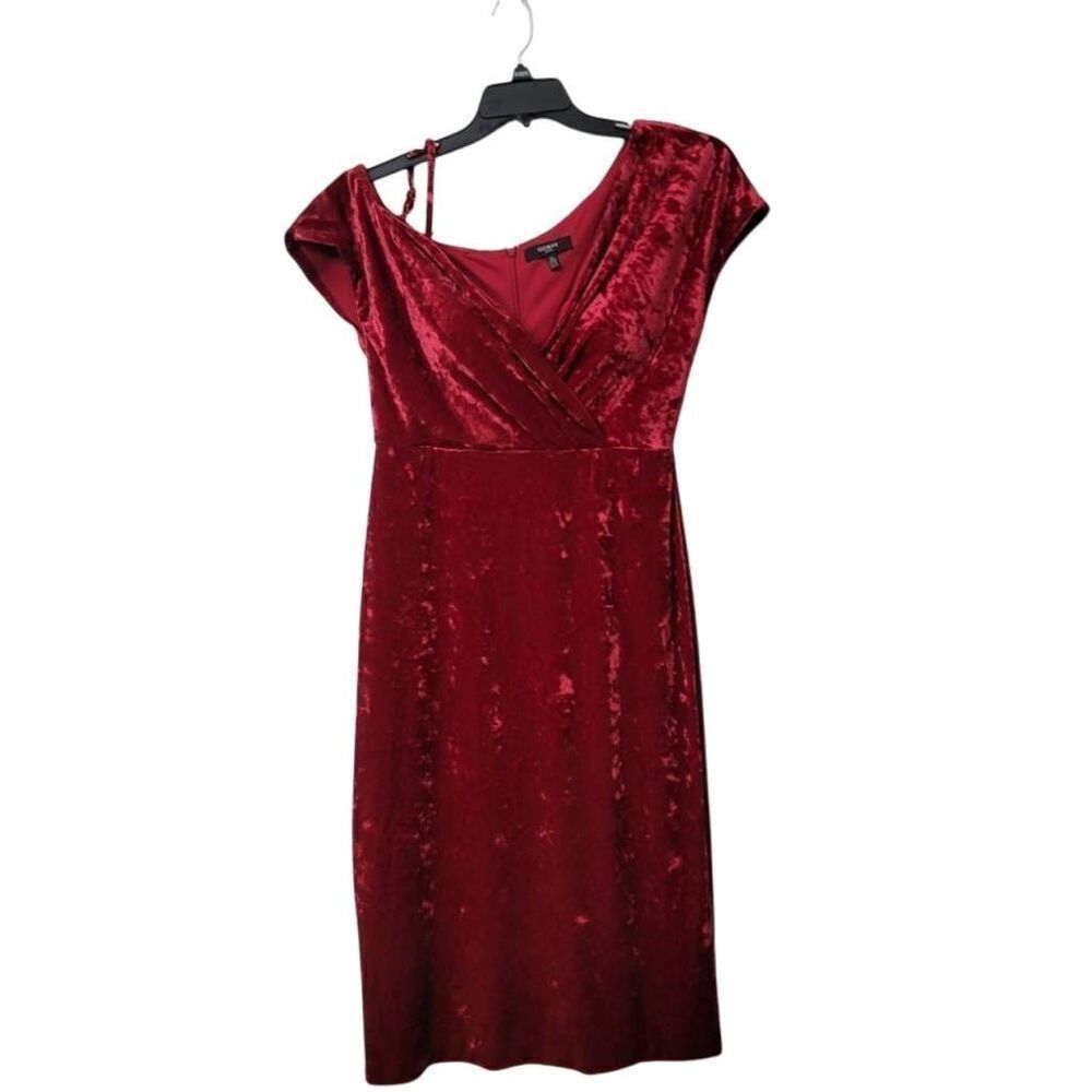 Guess Asymmetrical Velvet Dress. - Picture 3 of 6